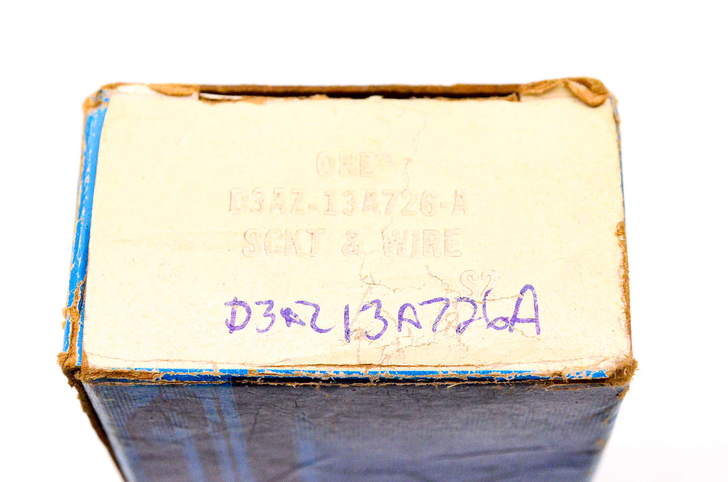 New OEM Ford D3AZ-13A726-A Ash Tray Lamp Wiring Assembly NOS
