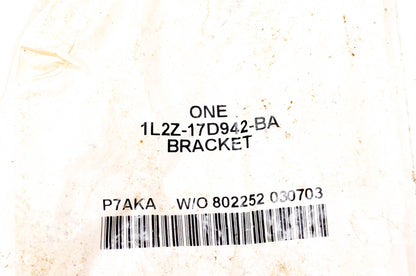 New OEM Ford 1L2Z-17D942-BA Outer Bumper Bracket NOS