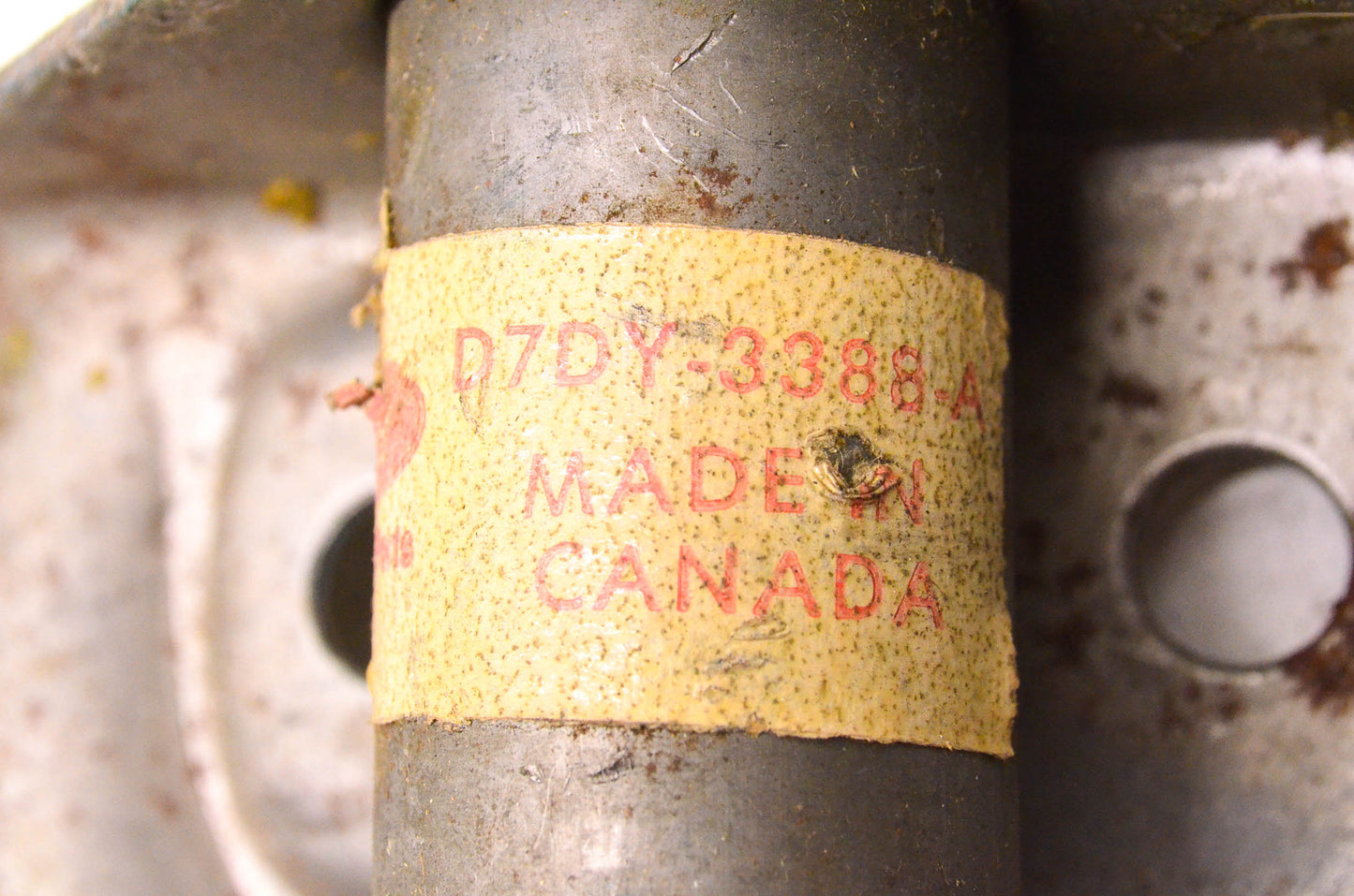 New OEM Ford D7DY-3388-A Spring Perch NOS