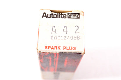 Autolite A42, B00-12405-B Spark Plug Qty 10 NOS