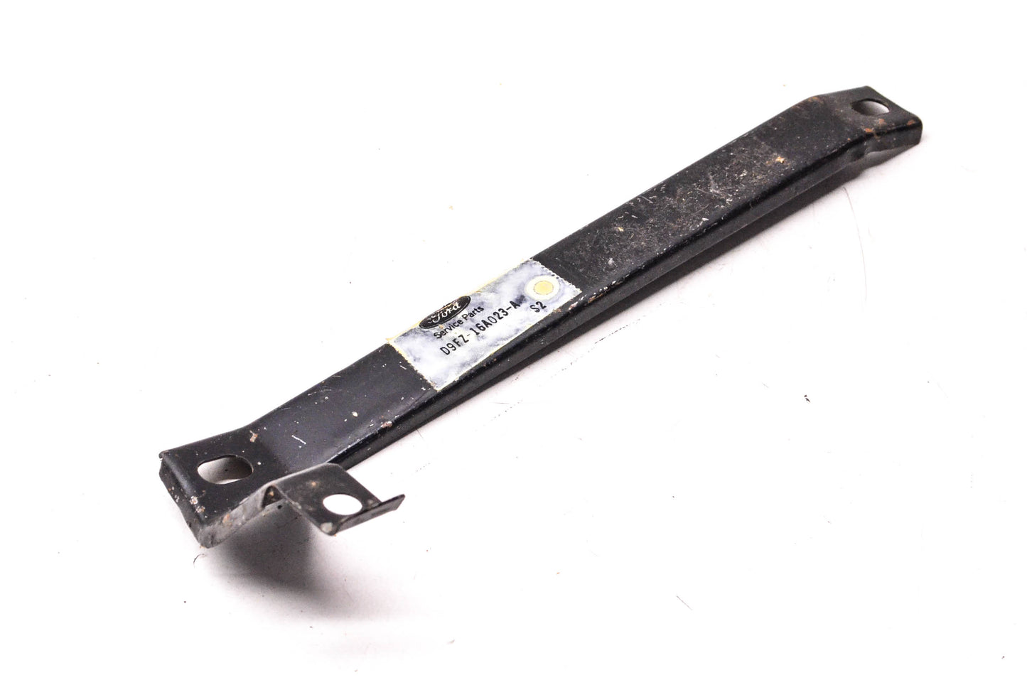New OEM Ford D9FZ-16A023-A Front Right Fender Bracket NOS