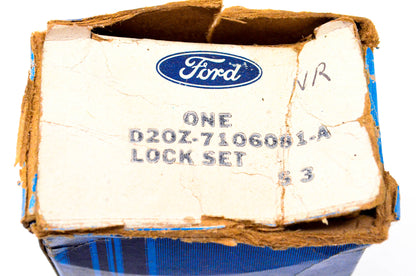 New OEM Ford D20Z-7106081-A Lock Set Kit NOS