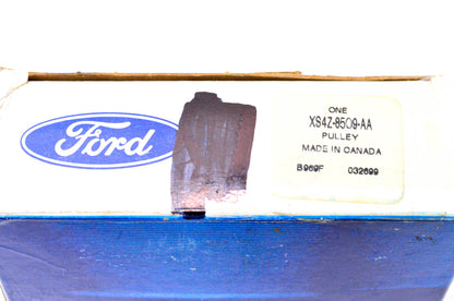 New OEM Ford XS4Z-8509-AA Water Pump Pulley NOS