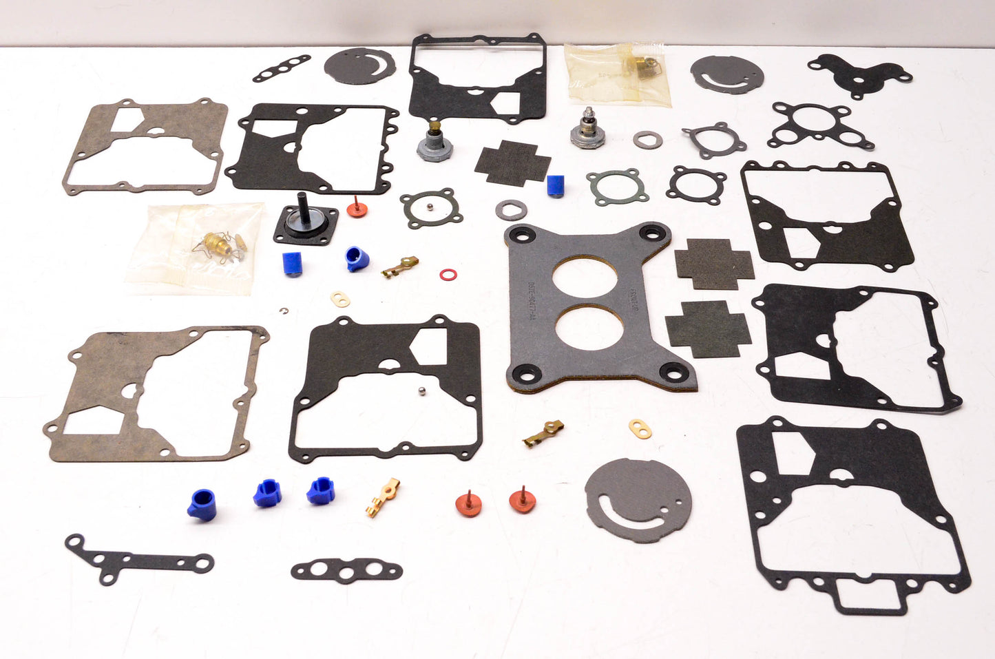 Motorcraft CT-1076, D5PZ-9A586-B Carburetor Tune-Up Kit NOS
