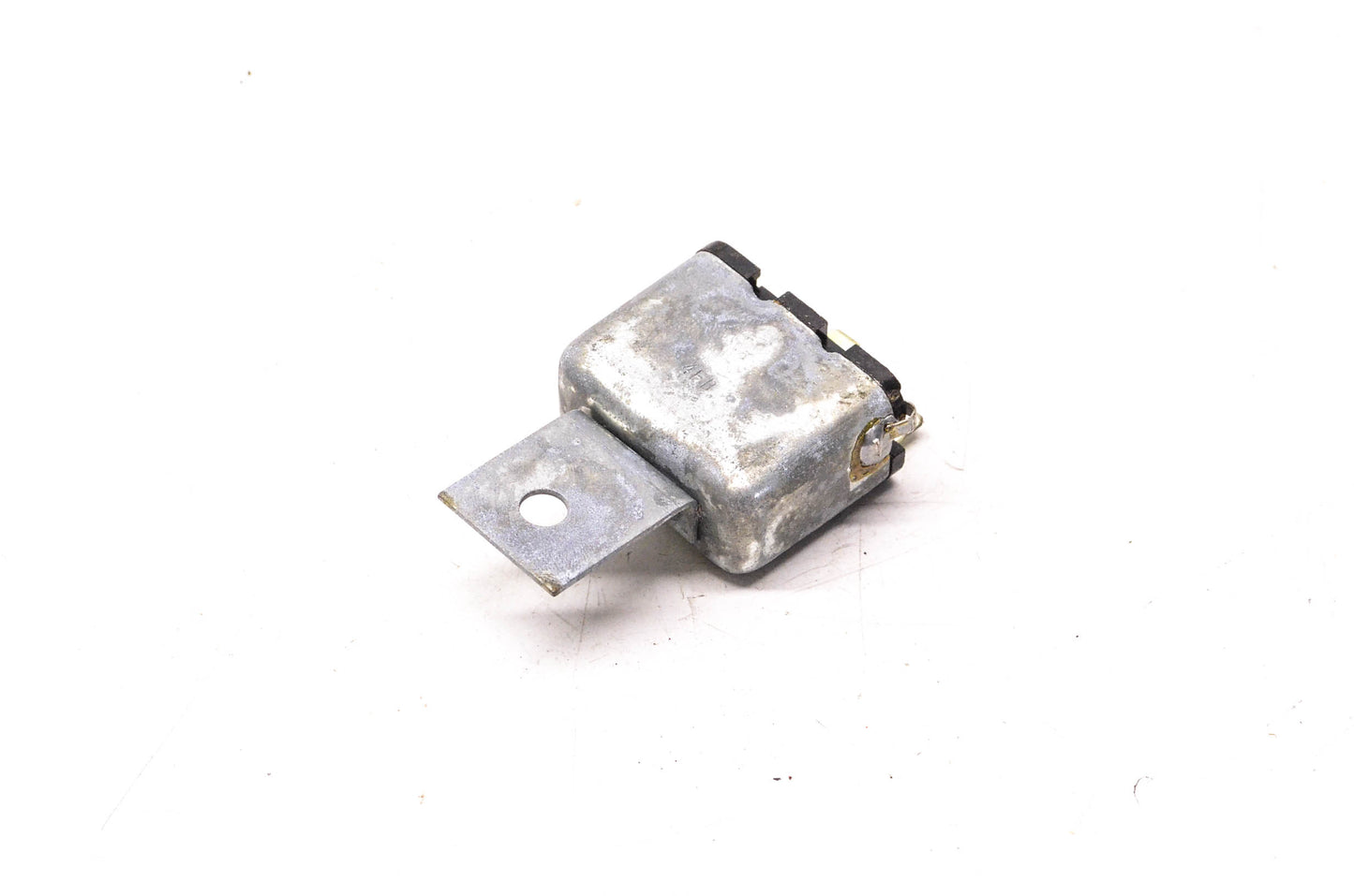 New OEM Ford D0TZ-4A156-B Rear Axle Shift Control Relay NOS