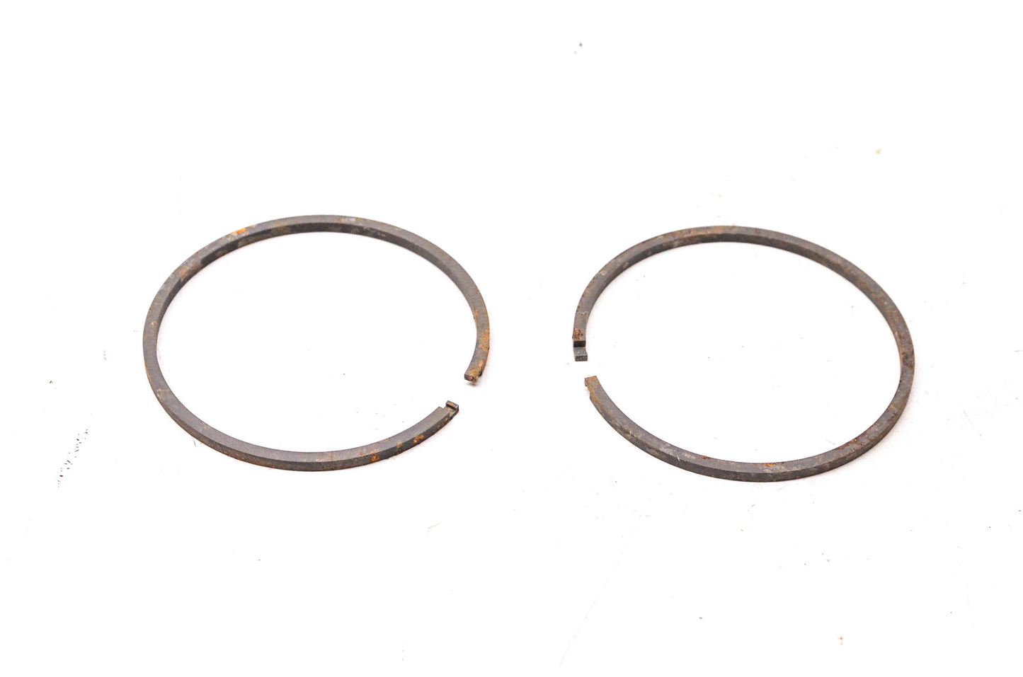 New OEM Ford D4ZZ-7D025-A Seal Qty 2 NOS