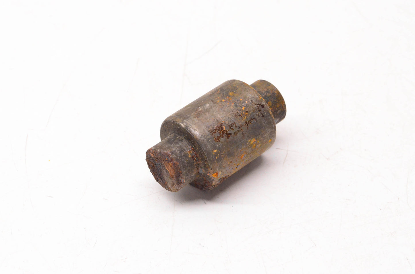 New OEM Ford B8QH-2045-A Brake Roller Pin NOS