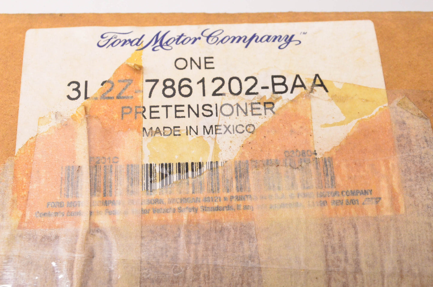New OEM Ford 3L2Z-7861202-BAA Pretensioner Assembly NOS