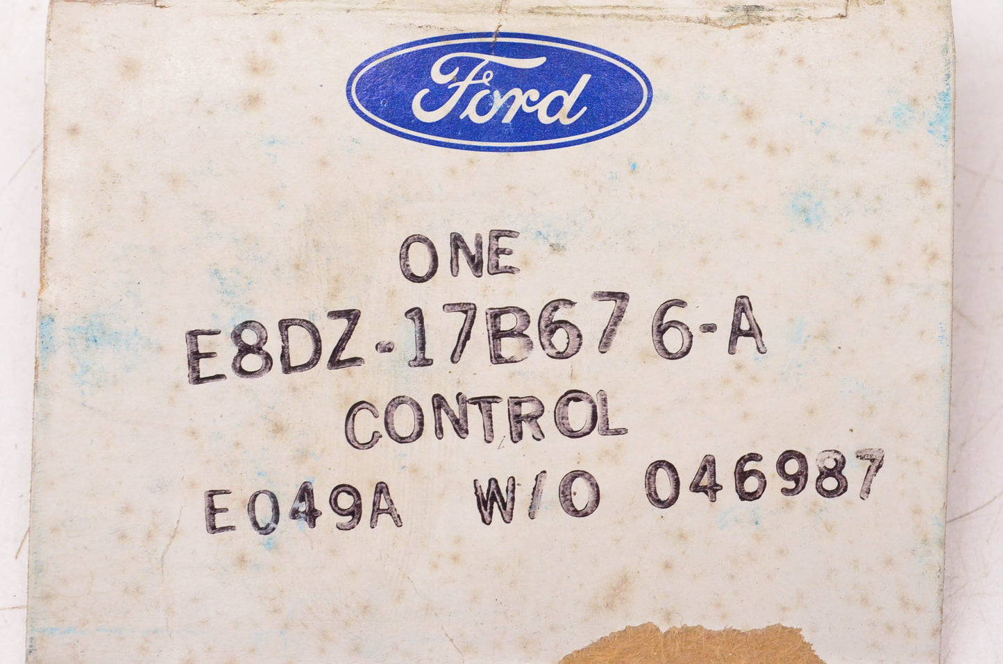 New OEM Ford E8DZ-17B676-A Power Mirror Control Switch NOS