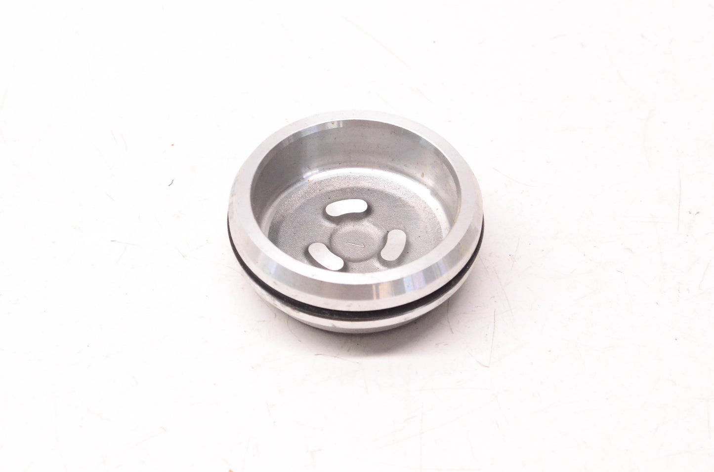 New OEM Ford 2L5Z-7D027-AA Transmission Servo Cover NOS
