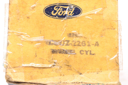 New OEM Ford C8UZ-2261-A Drum Brake Wheel Cylinder NOS
