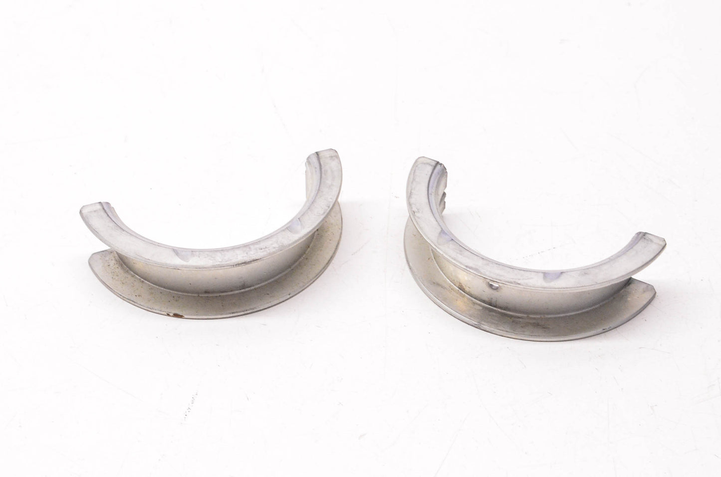 New OEM Ford 1804014C1 Main Bearing Qty 2 NOS
