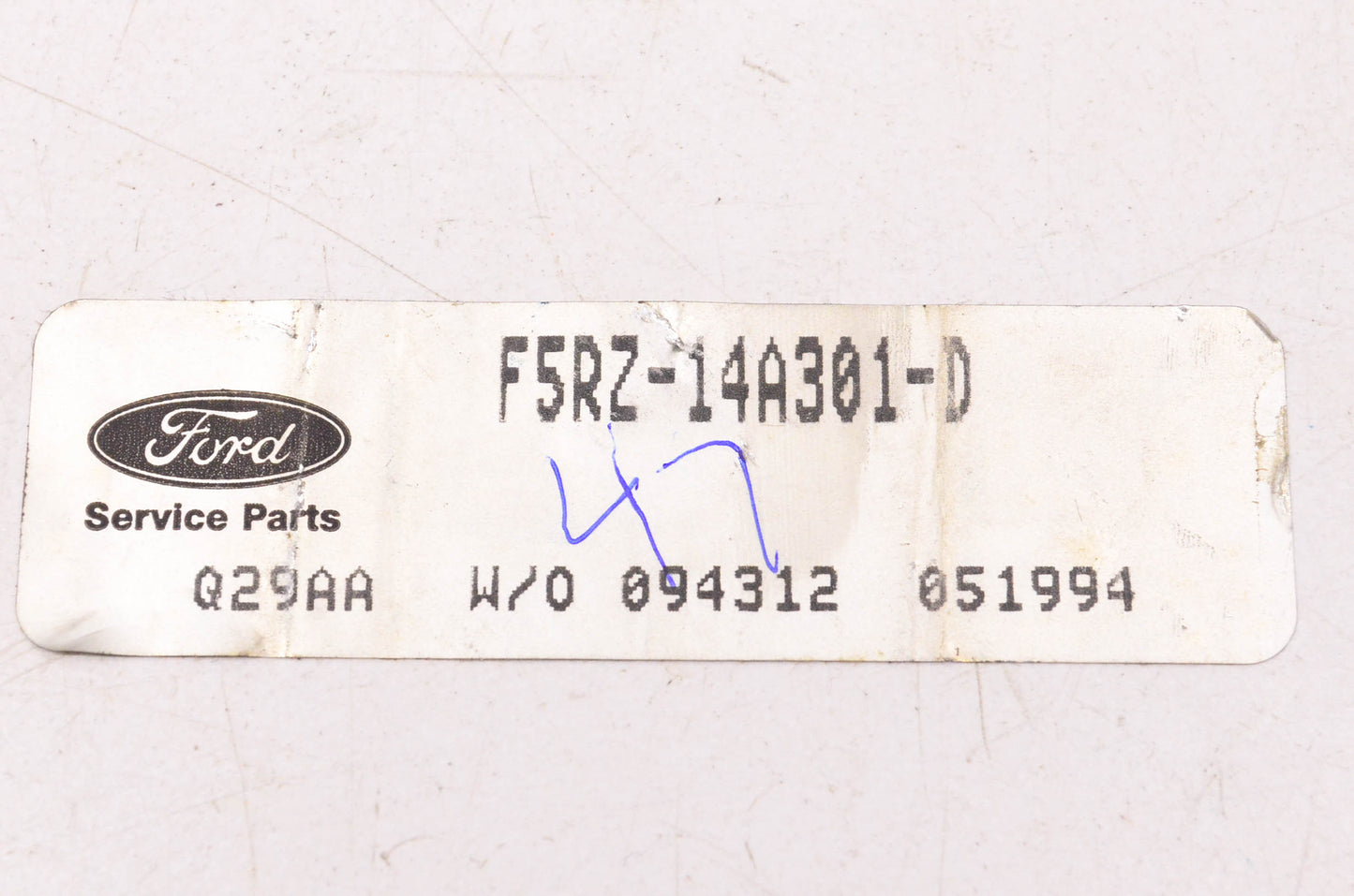 New OEM Ford F5RZ-14A301-D RH ABS Sensor Mounting Bracket NOS