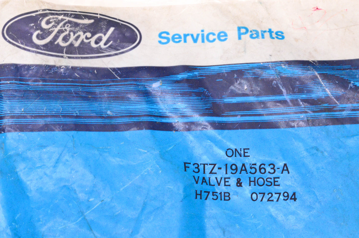 New OEM Ford F3TZ-19A563-A Valve & Hose NOS