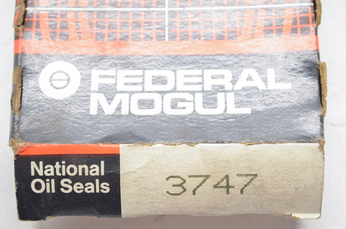 Federal Mogul 3747 Oil Seal NOS