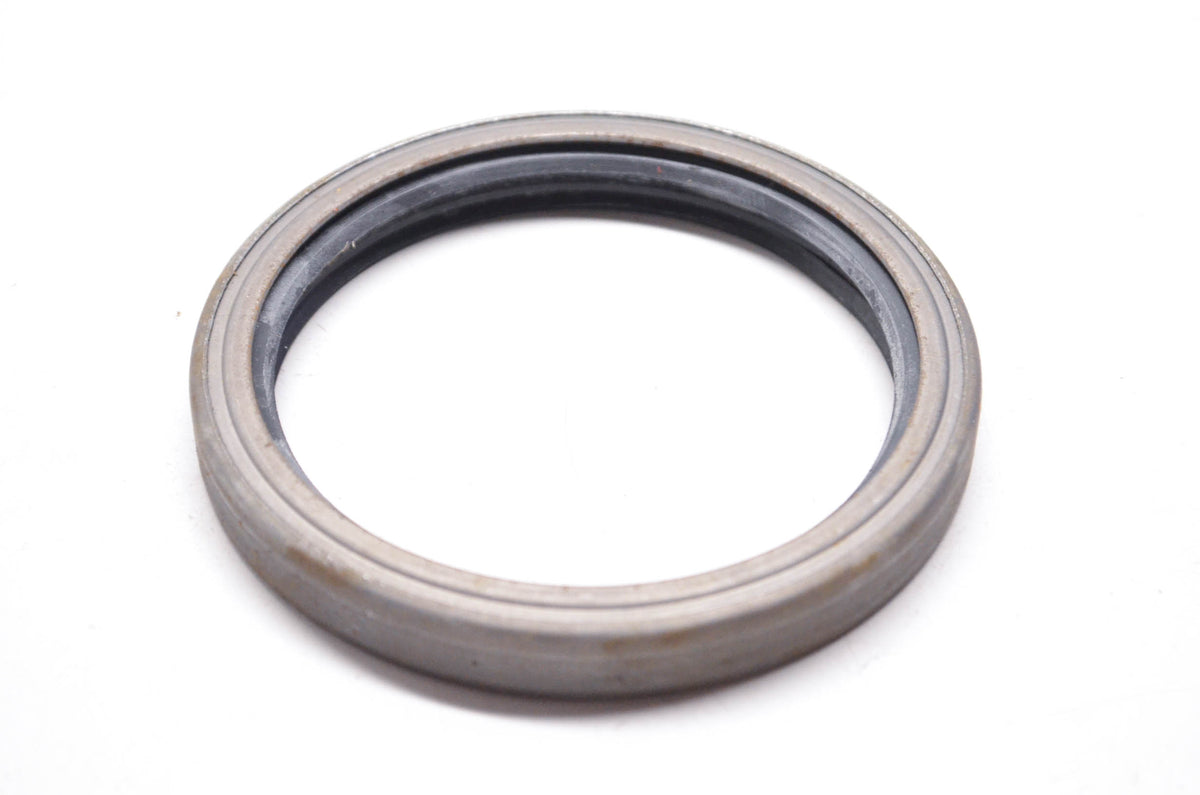 Federal Mogul EOS-8820, 415563-R Oil Seal NOS