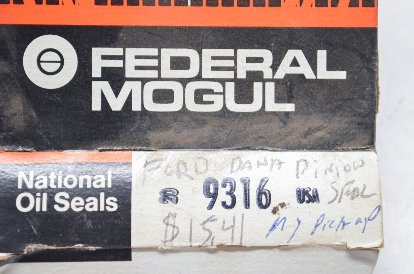 Federal Mogul 9316 Oil Seal NOS