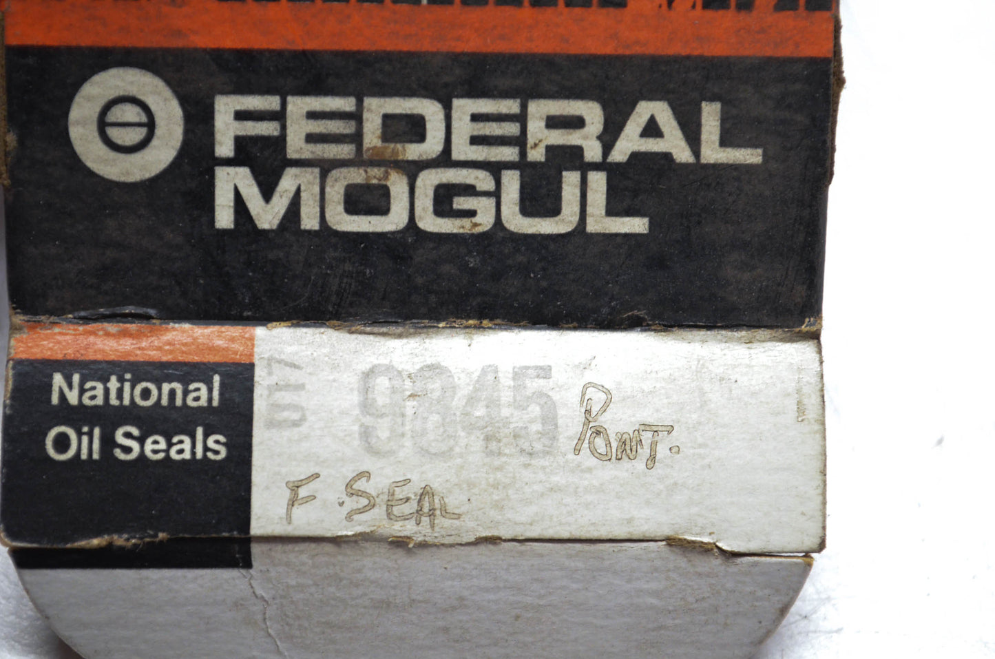 Federal Mogul 9845 Oil Seal NOS