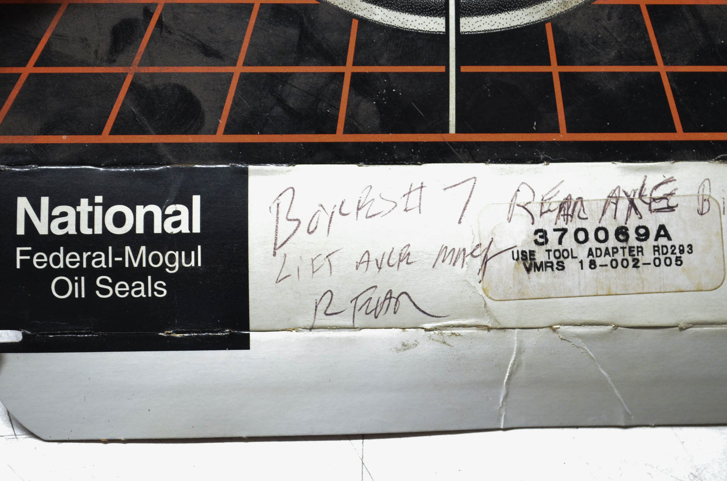 Federal Mogul 370069A Oil Seal NOS