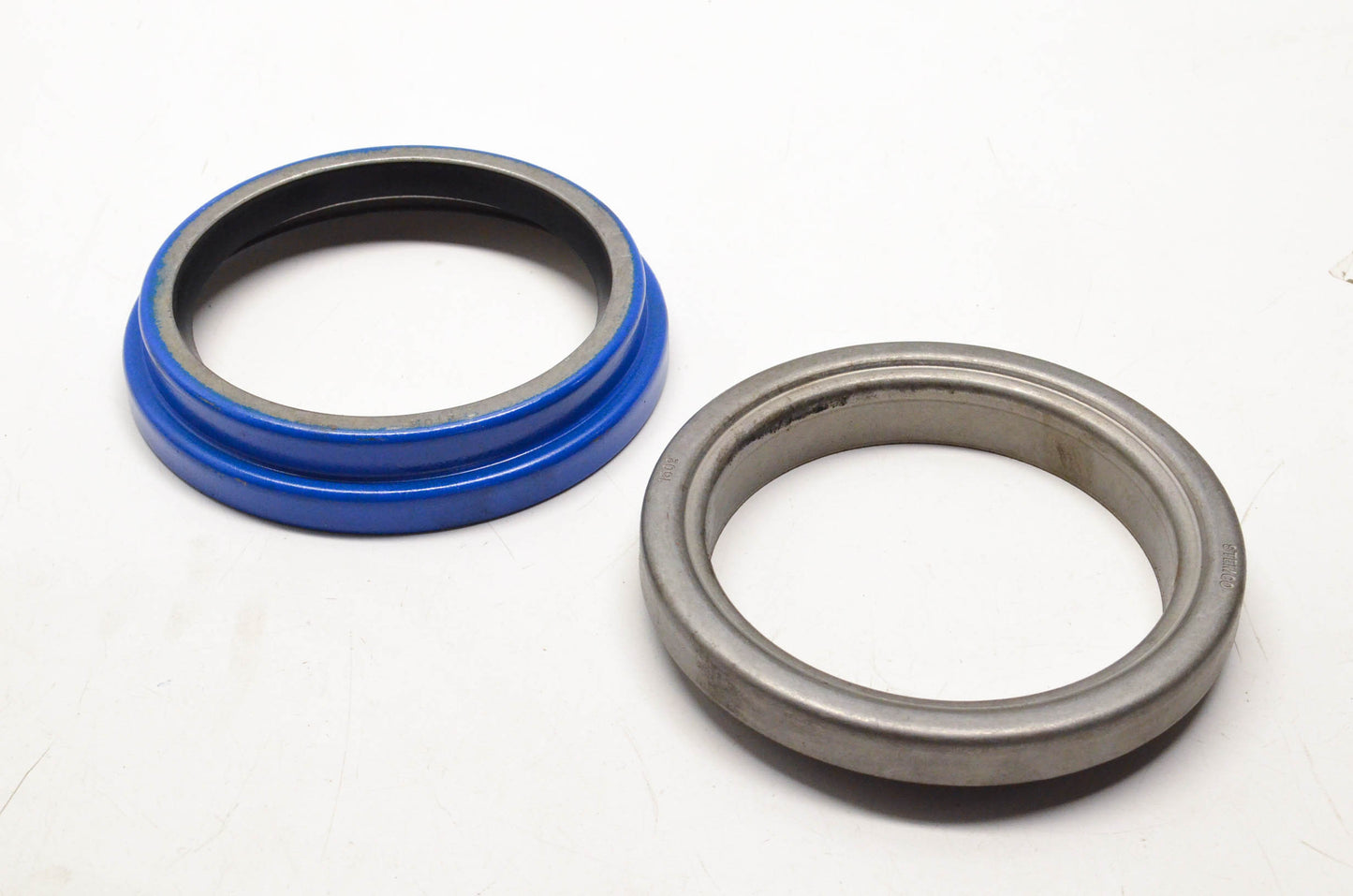 Stemco 392-9098 Grit Guard Seal Kit NOS