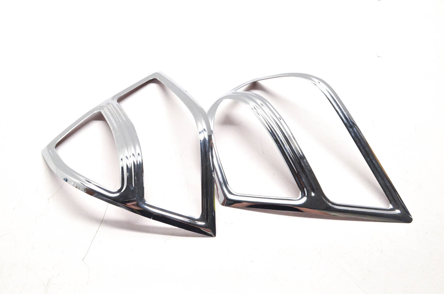 Show Chrome 52-745 Saddlebag Tail Light Grills NOS