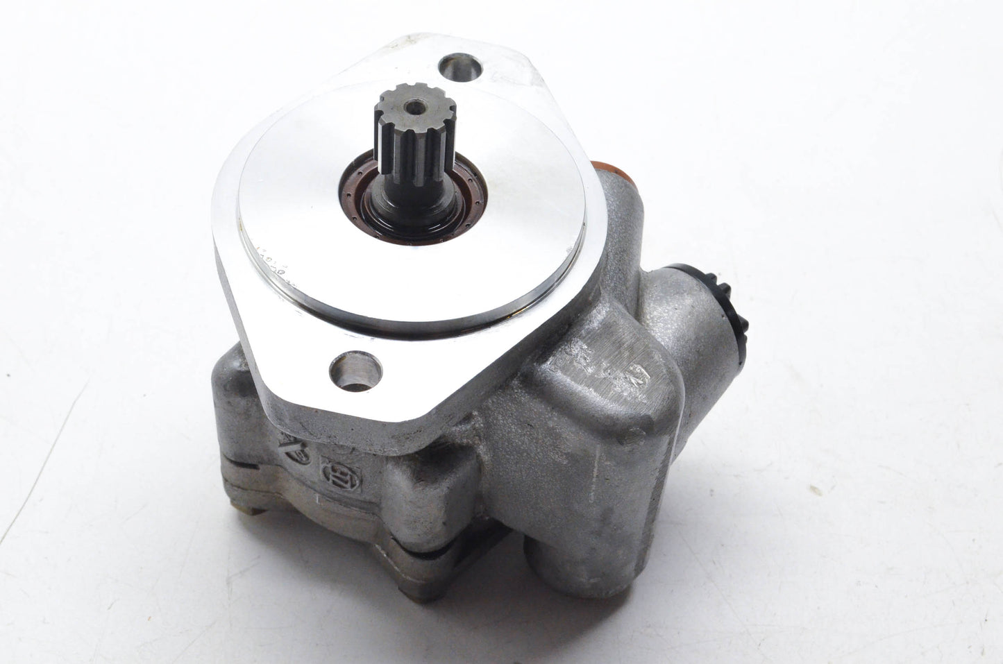 ZF Lenksysteme 0097508, 15286013, 7685-955-202 Refurbished Power Steering Pump