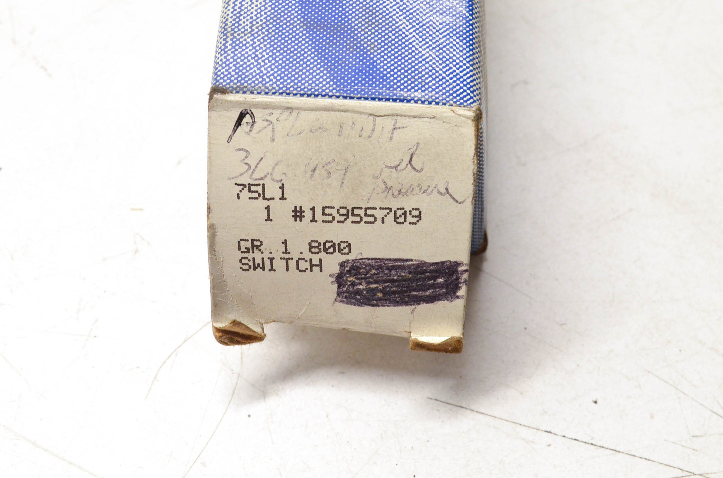 GM 15955709 Oil Pressure Switch NOS