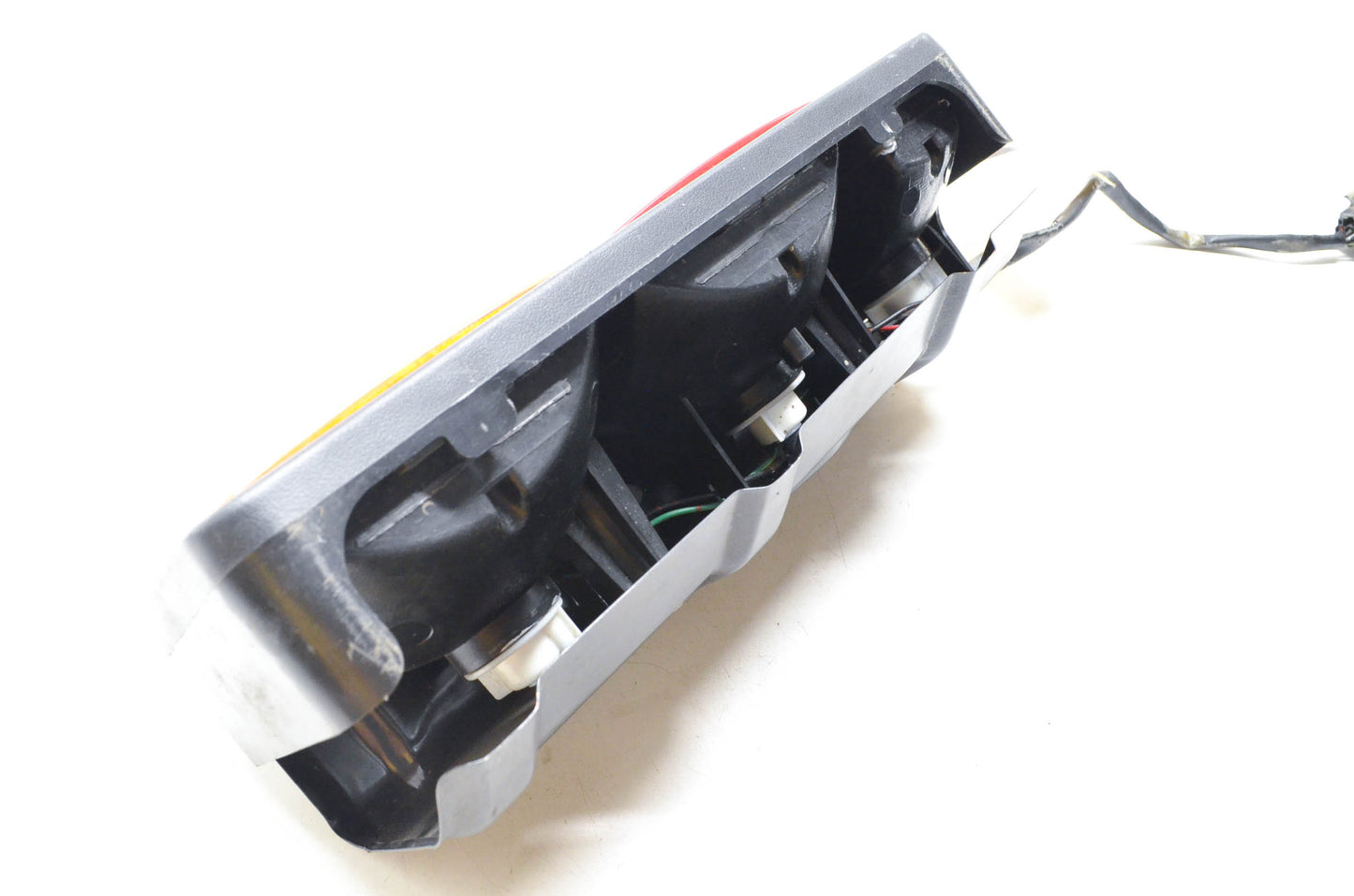 Mitsubishi Fuso MK485416 Rear Left Hand Lamp Assembly