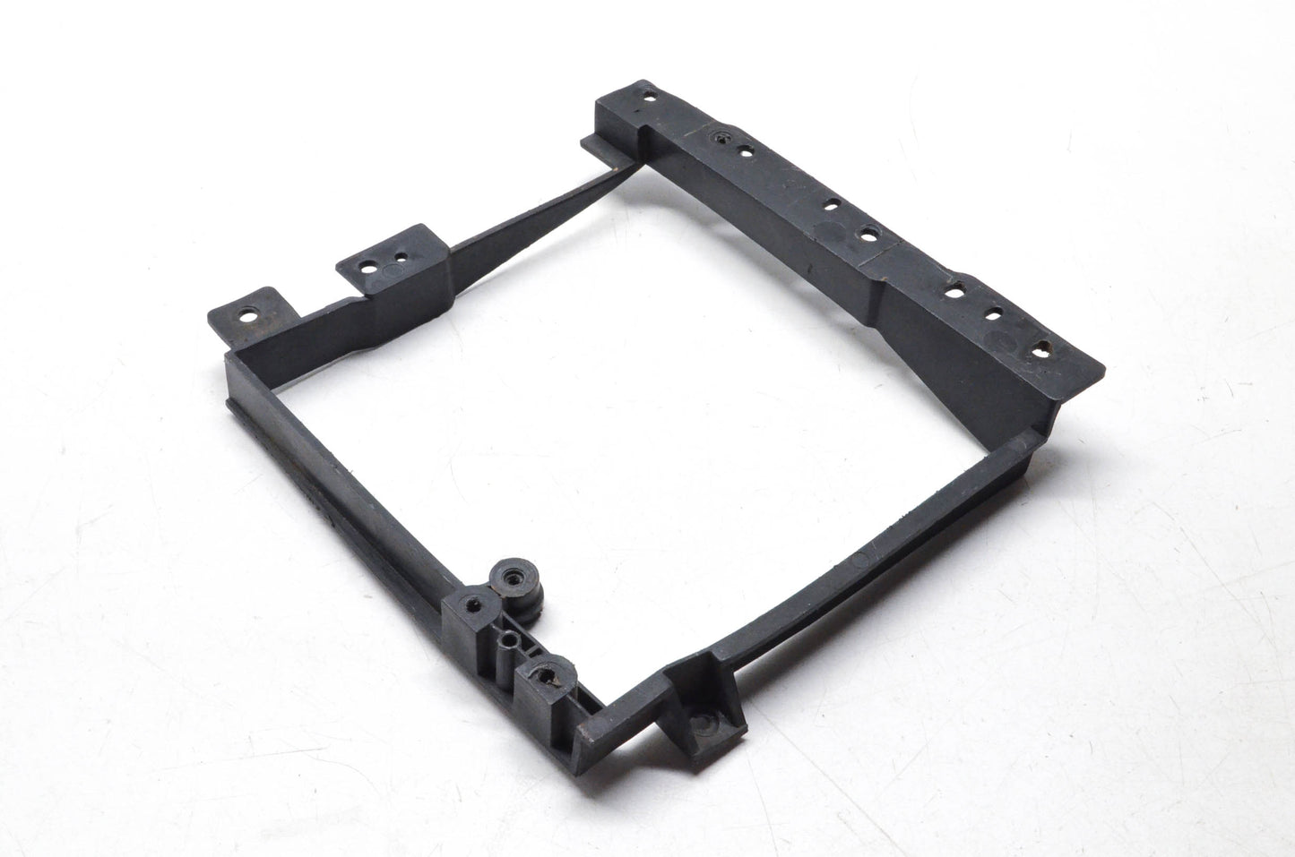 GM 15550550B Retainer
