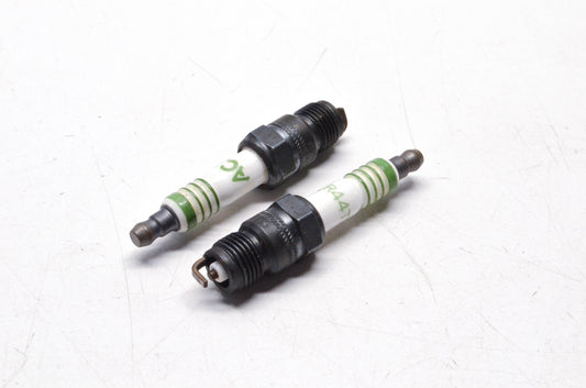 AcDelco R44TSX Spark Plugs Qty 2 NOS
