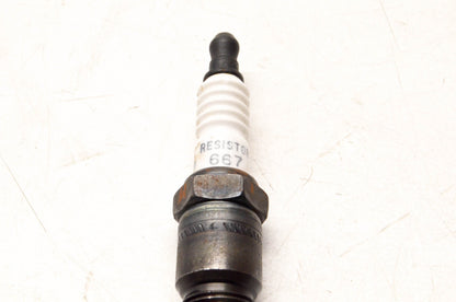 Auto 667, Resistor 667 Spark Plug NOS