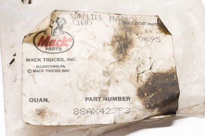 Mack 88AX423P3 Oil Seal NOS