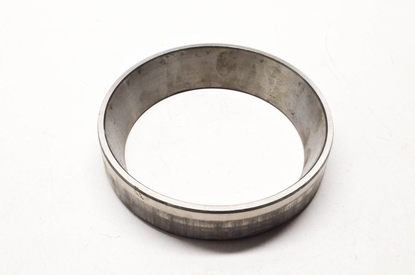 Federal Mogul 592 Bearing Cup NOS
