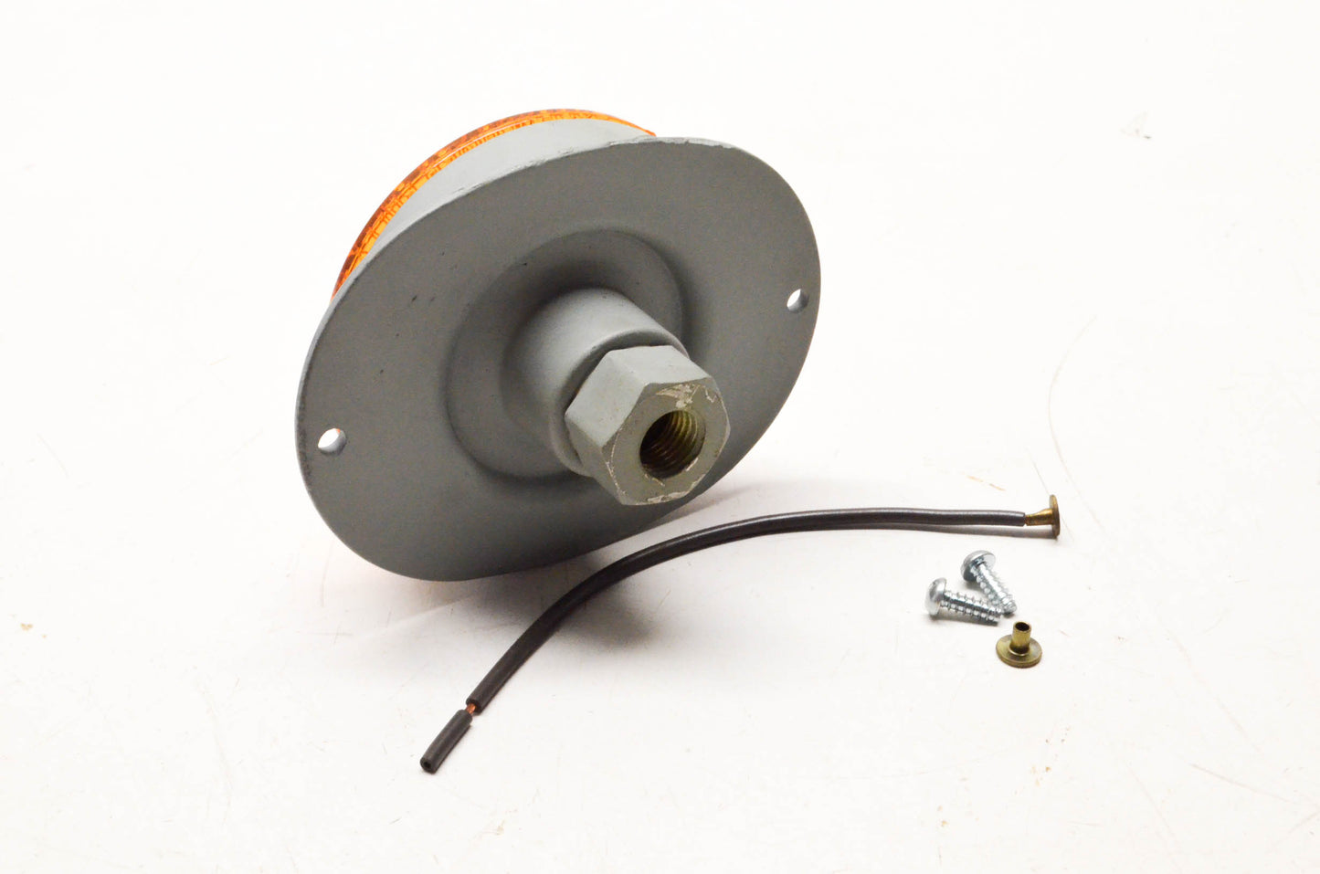 Betts B50, 500253 Amber Clearance Lamp Kit NOS
