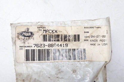Mack 7623-8894419 Wiper Knob NOS