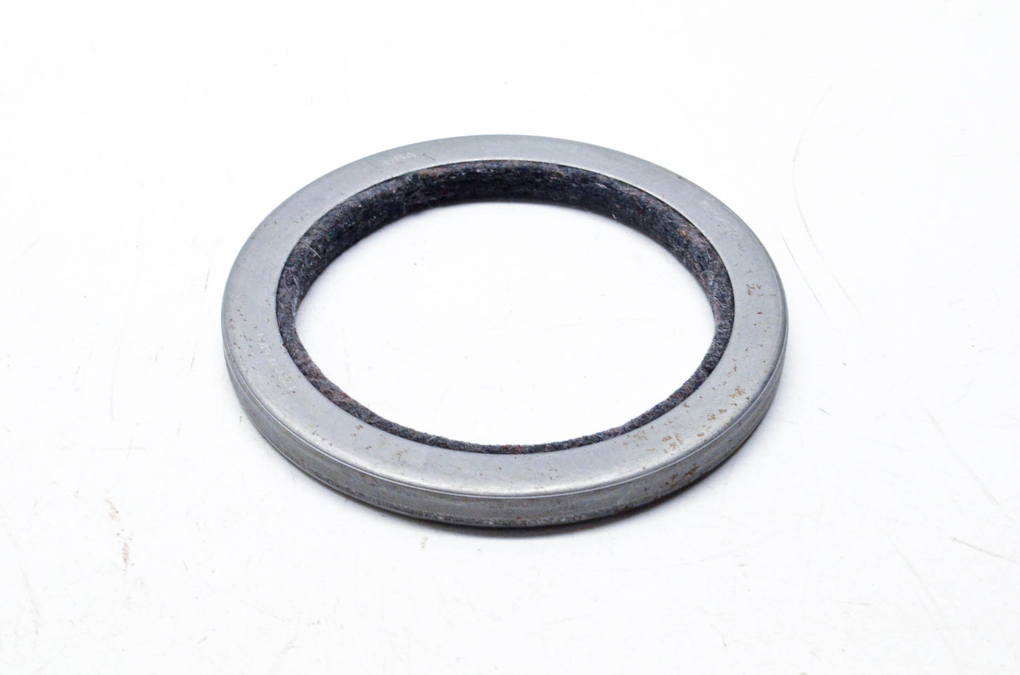 Mack 88AX-319, 296470 Transfer Case Oil Seal NOS