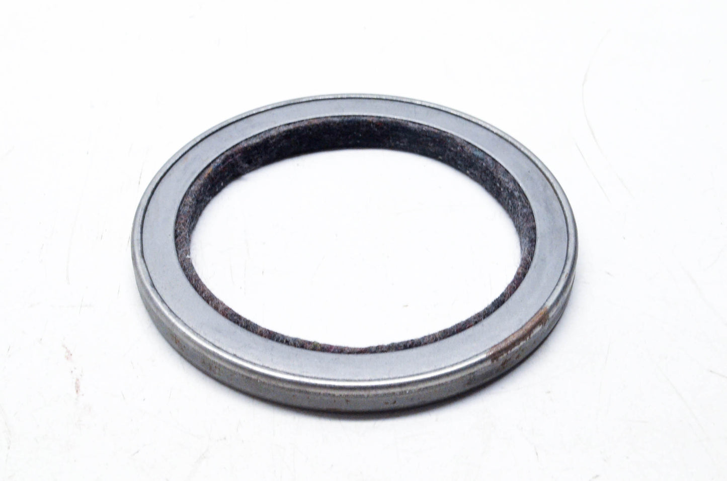 Mack 88AX-319, 296470 Transfer Case Oil Seal NOS