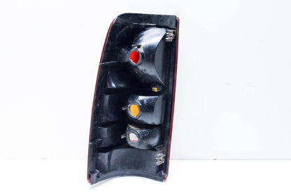 GM 16524516 Passenger Side Tail Light Housing
