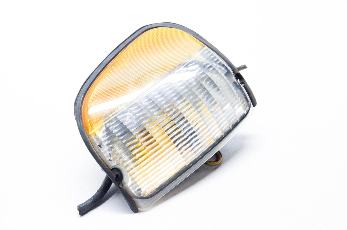 OEM Ford 44-ZH-813-B, F2UB-13215-AA E-150 Right Front Corner Light Assembly