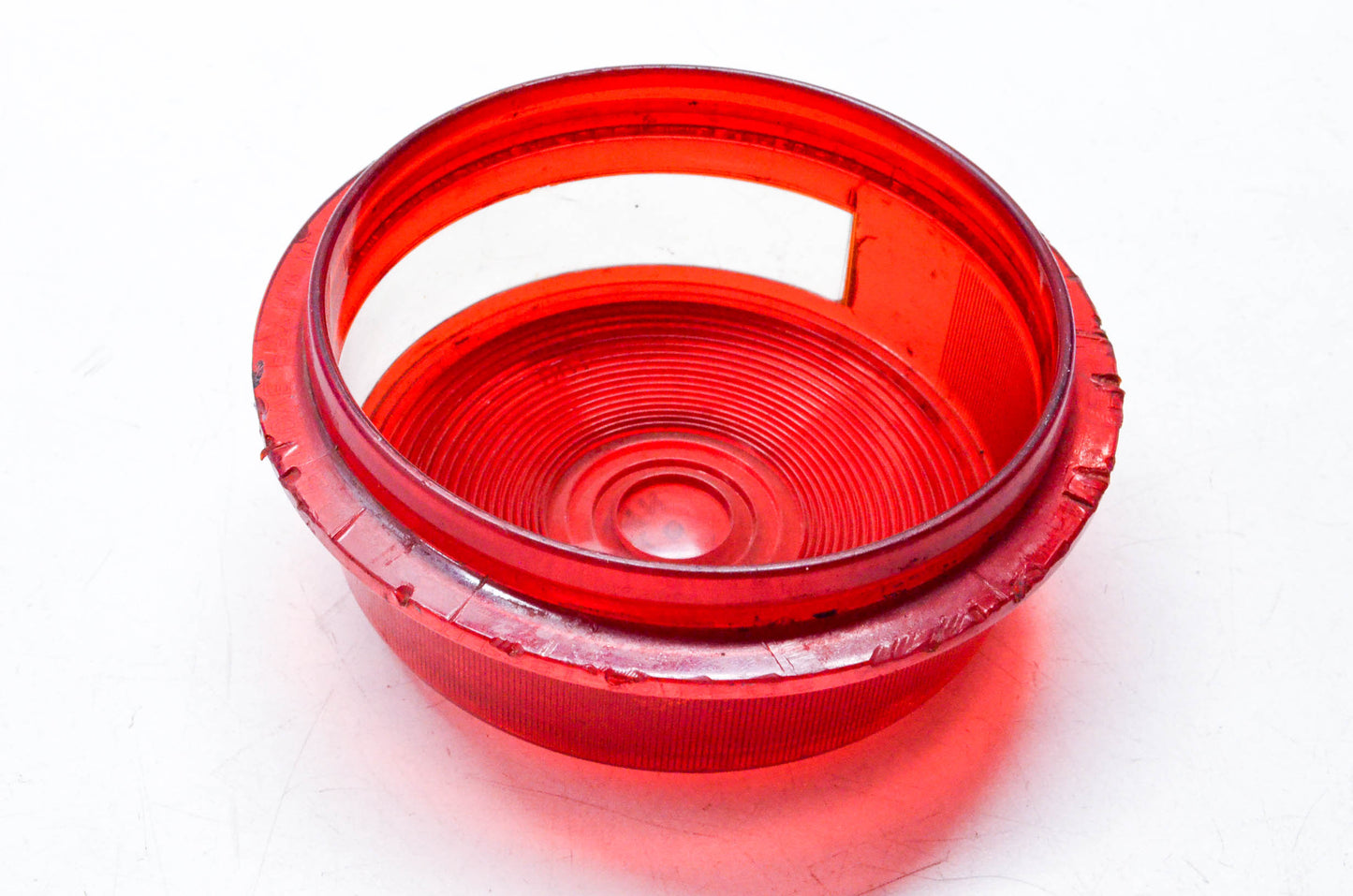 Betts ILP2ST-79, 7IL, SAE-ILP2ST-79 Red Round Lens