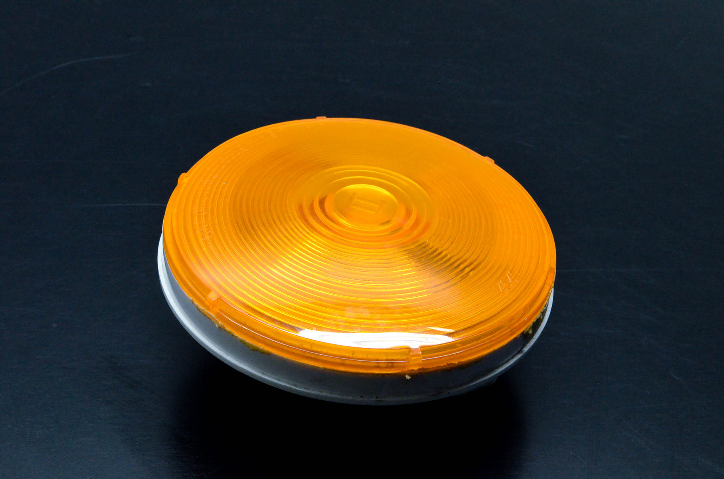 Grote 101115A, SAE16PP3R Signal Light Assembly