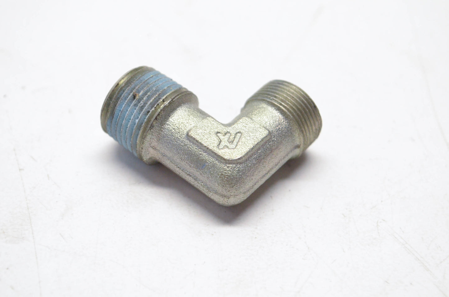 Renault 5005030795 Connector NOS