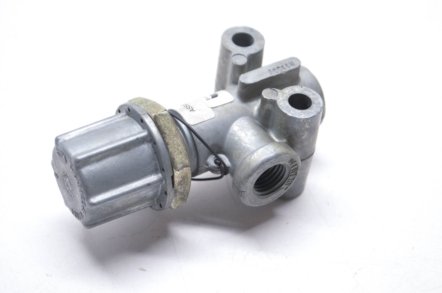 Bendix 282811, T-241858 Pressure Reducing Valve NOS