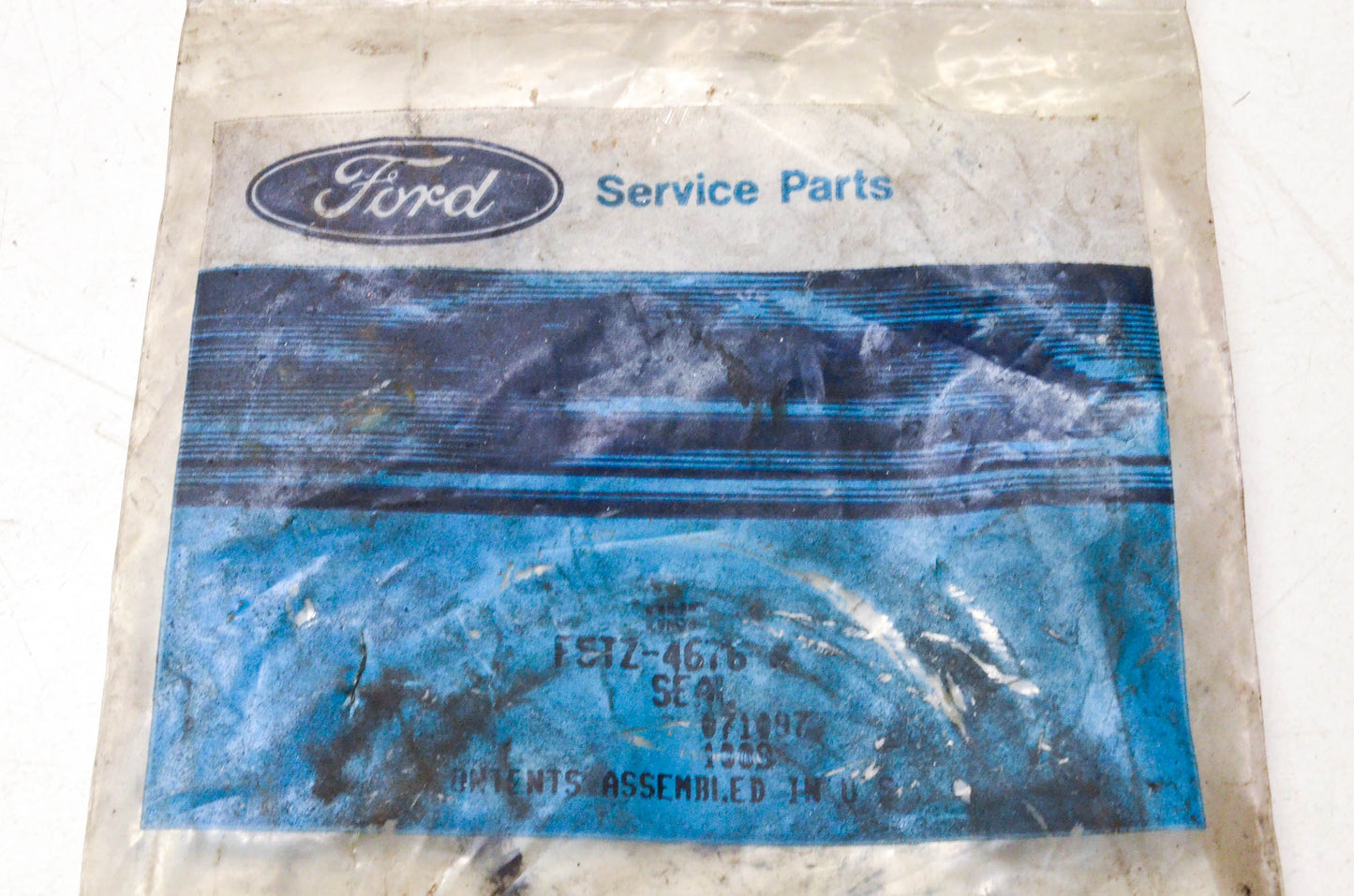 New OEM Ford F5TZ4676A, F5TZ-4676-A Differential Pinion Seal NOS