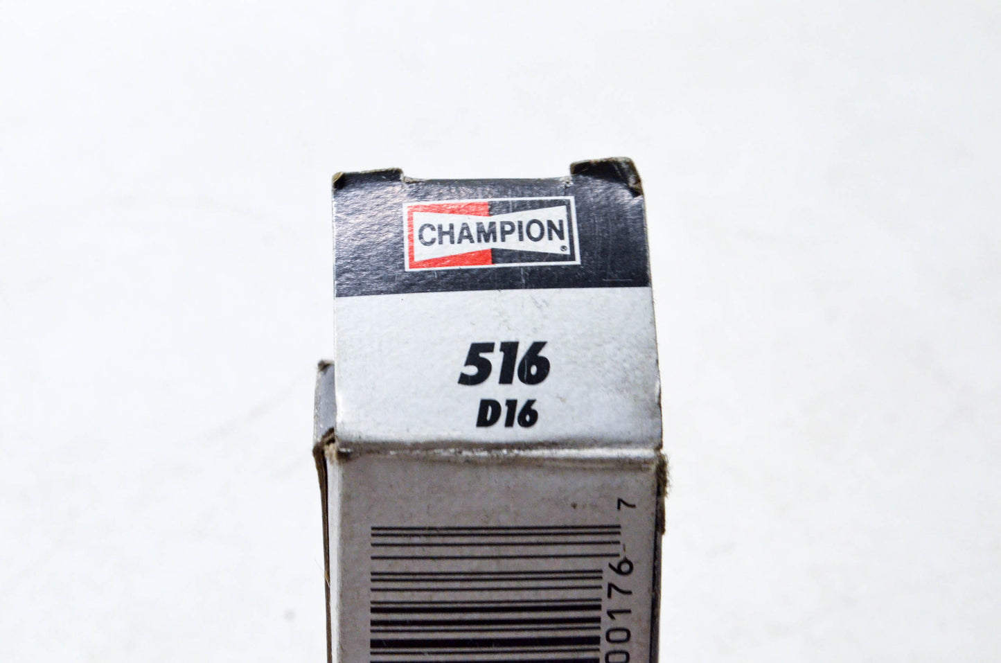 Champion 516, D16 Spark Plug NOS