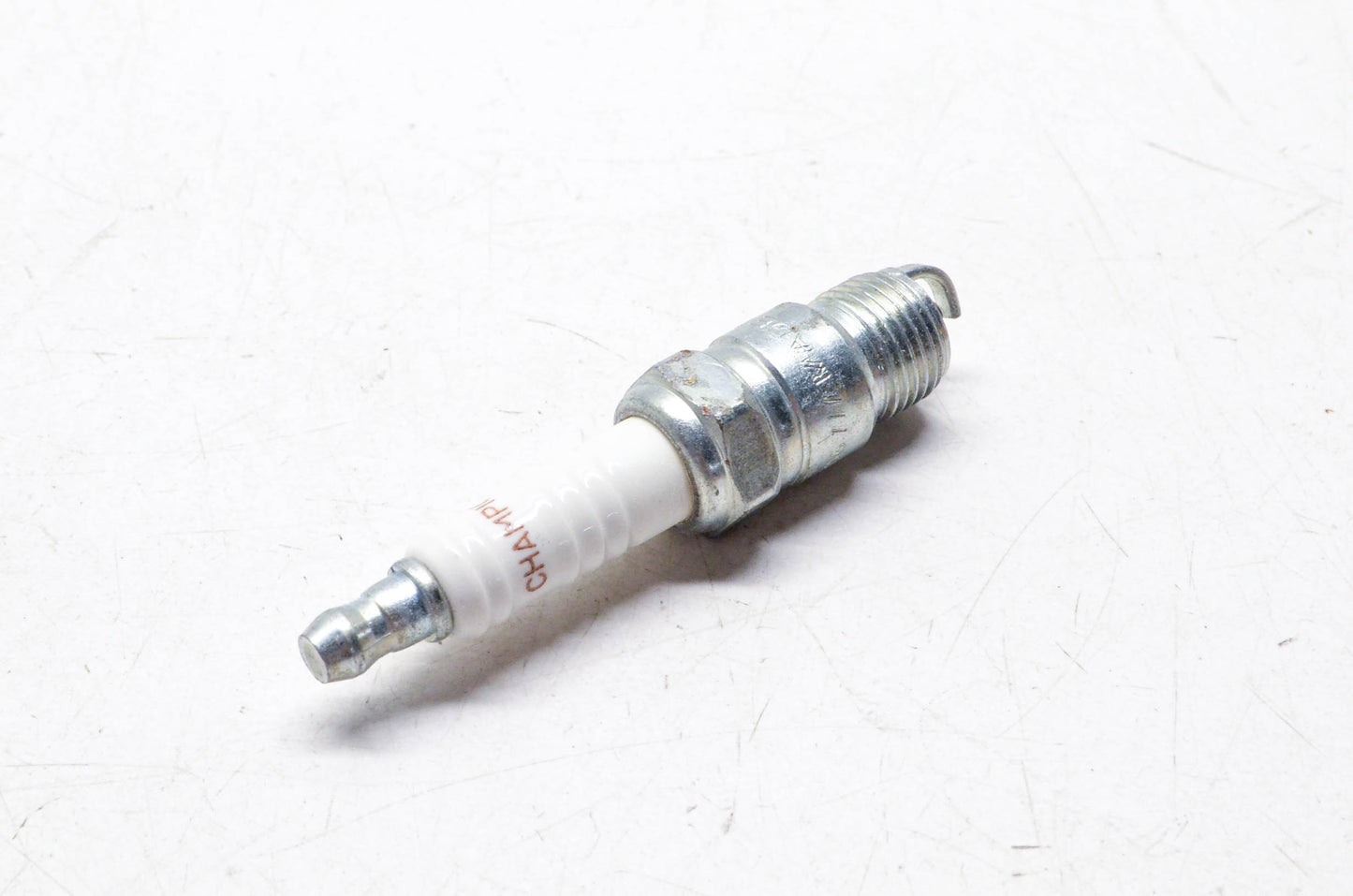 Champion RV17YC6 Spark Plug NOS