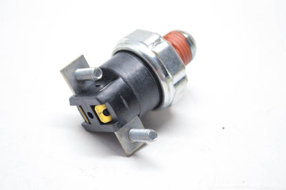 International 873706R91 Brake Light Switch NOS