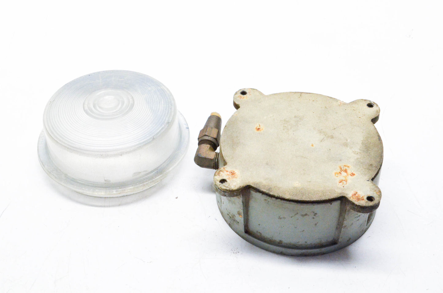 Betts B-47J, 71ST Round Lamp Assembly