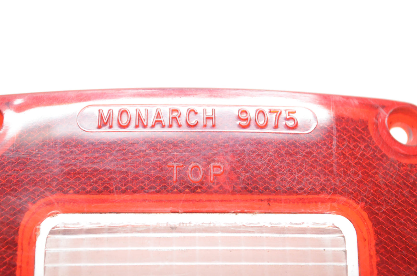 Monarch 9075, SAE-A-R-I Tail Light Cover