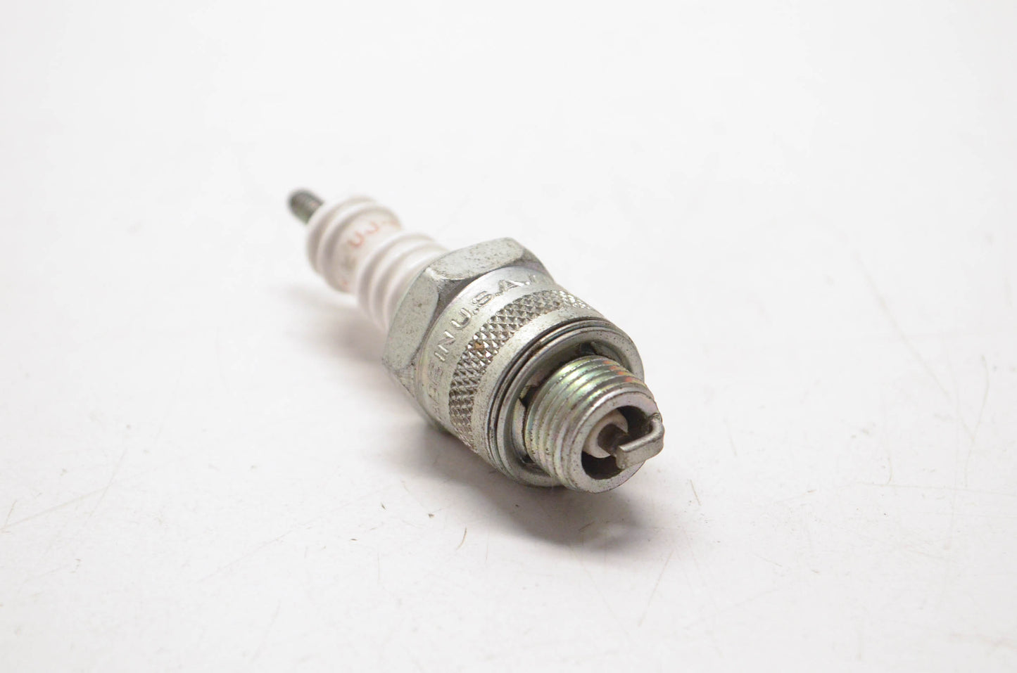 Champion UJ-6 Spark Plug NOS